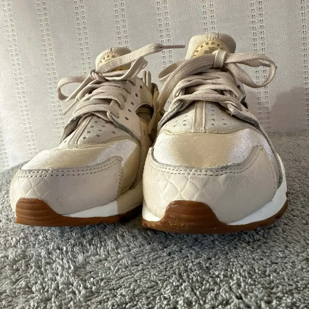 Nike Air Huarache Run Premium 'Oatmeal' Women's Sneakers